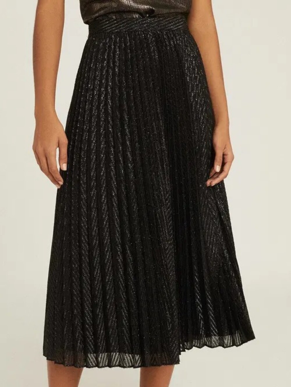 NWT REISS | $320 Marianne Mesh Pleated Midi Skirt - Picture 3 of 8